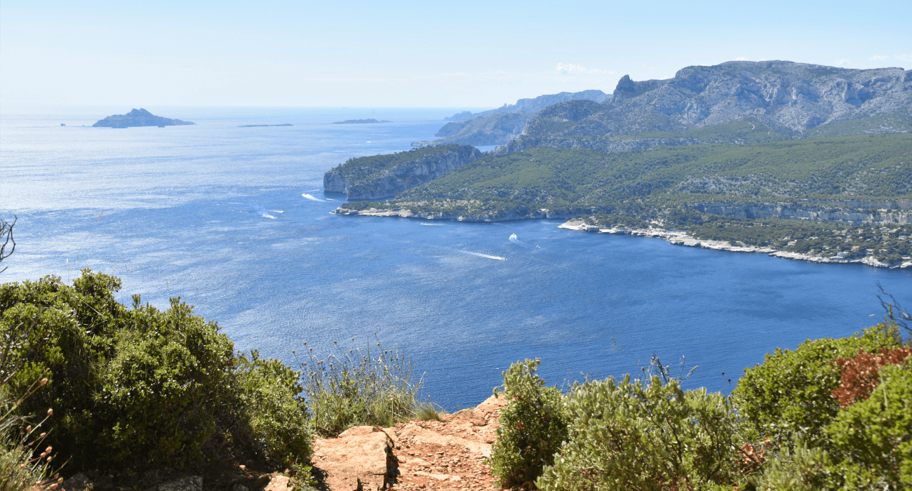 Vue sur mer depuis la route des Crêtes